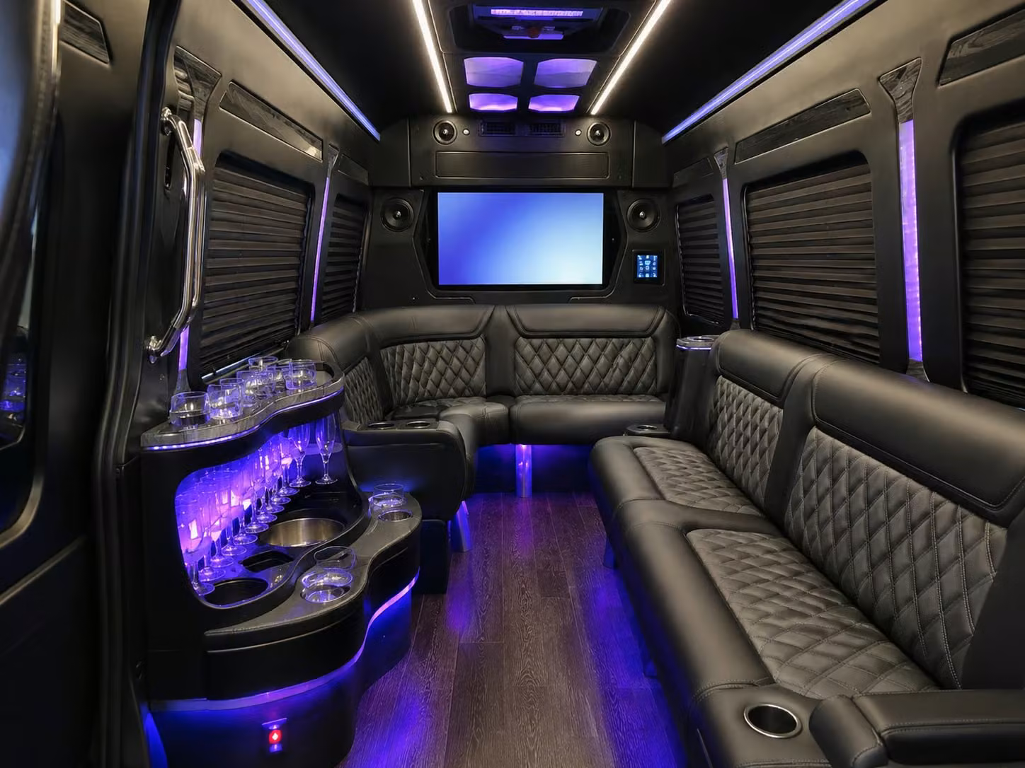 charterbusrentalwestlandmi com is how westland families lock in prom night transportation early