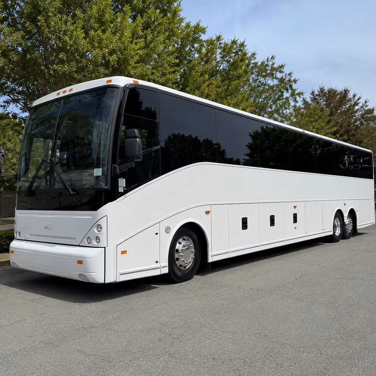 corporate group airport transportation in westland michigan