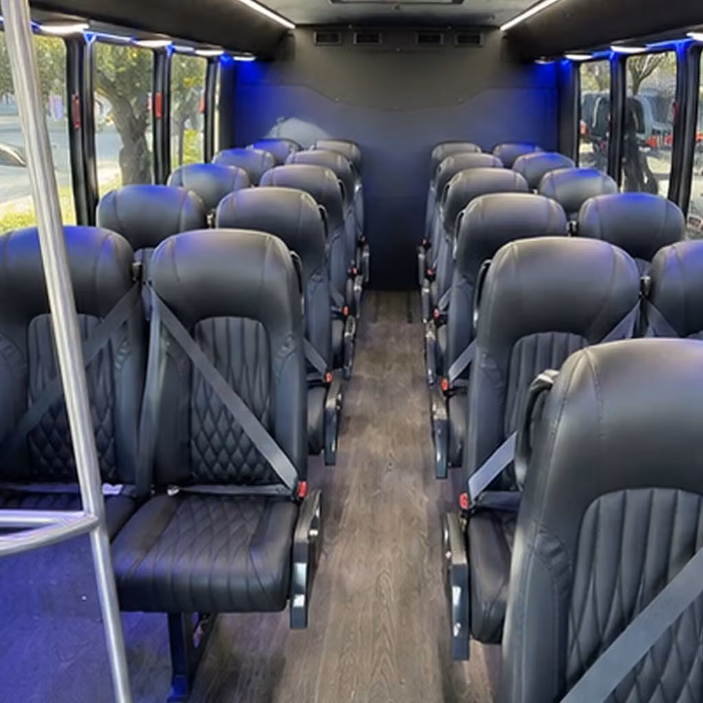westland 18 passenger minibus rental