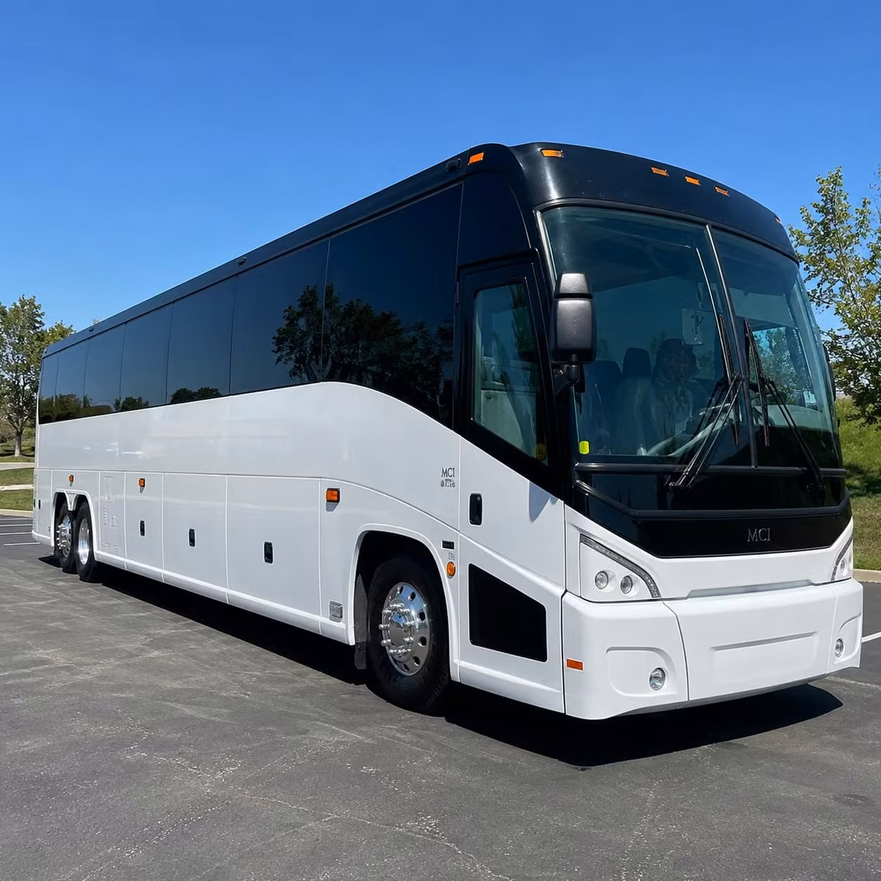westland to dtw group airport shuttle service that runs on your schedule