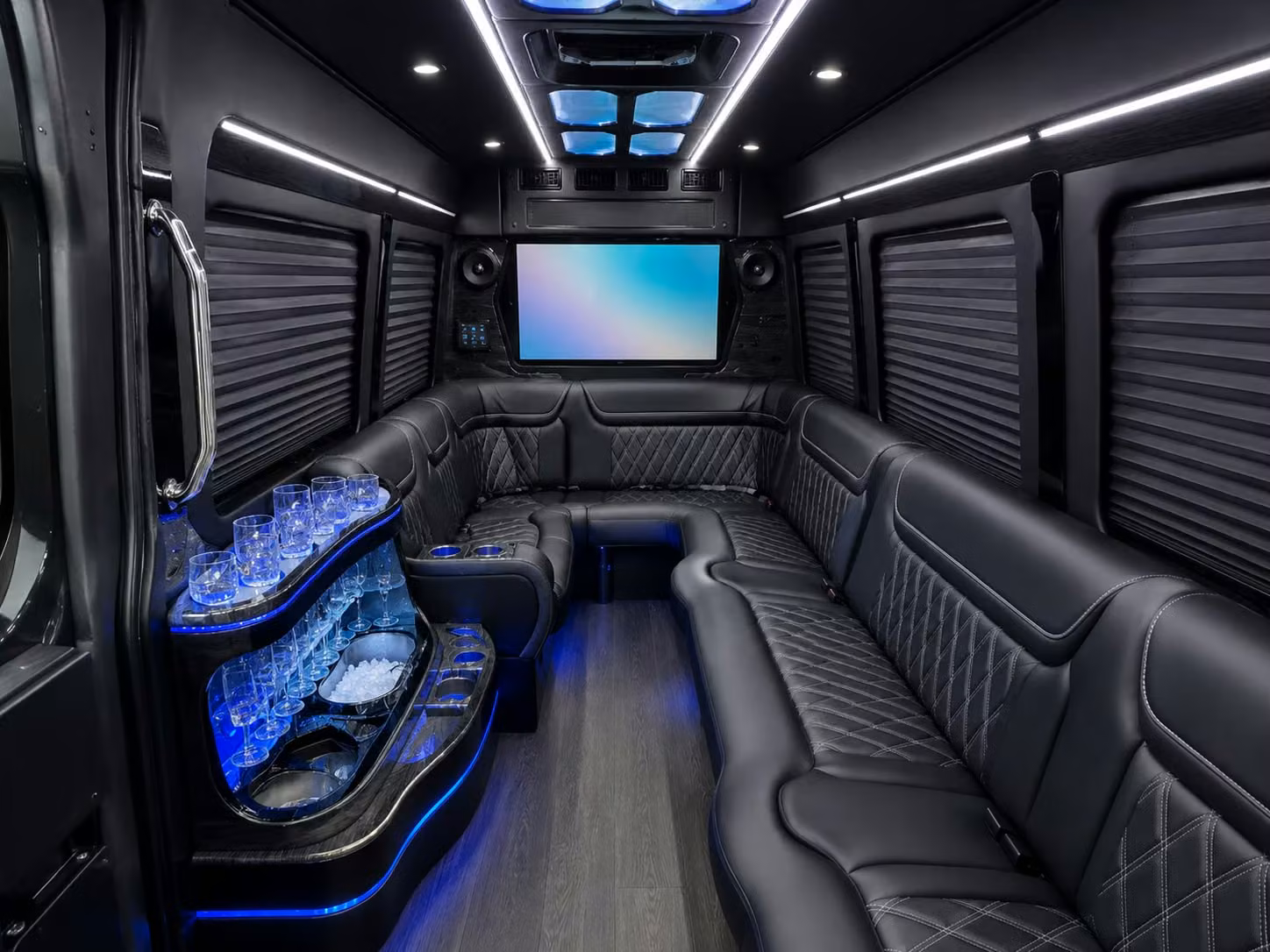 you re never limited to one fleet when you book westland field trip transportation through charterbusrentalwestlandmi com